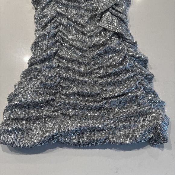 Zara Size Medium Silver Sequin Strapless Ruched Mini Dress Sparkle Ruffle Trim - Picture 3 of 8